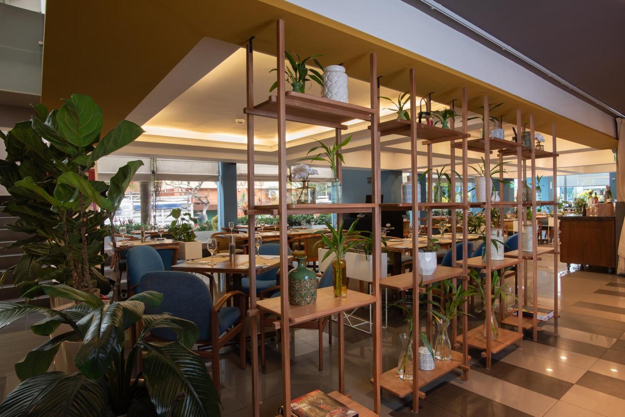 Crowne Plaza By Ihg Hotel 5*