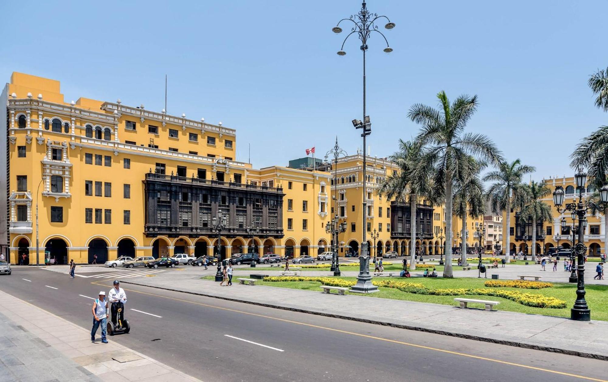 Crowne Plaza By Ihg 5*