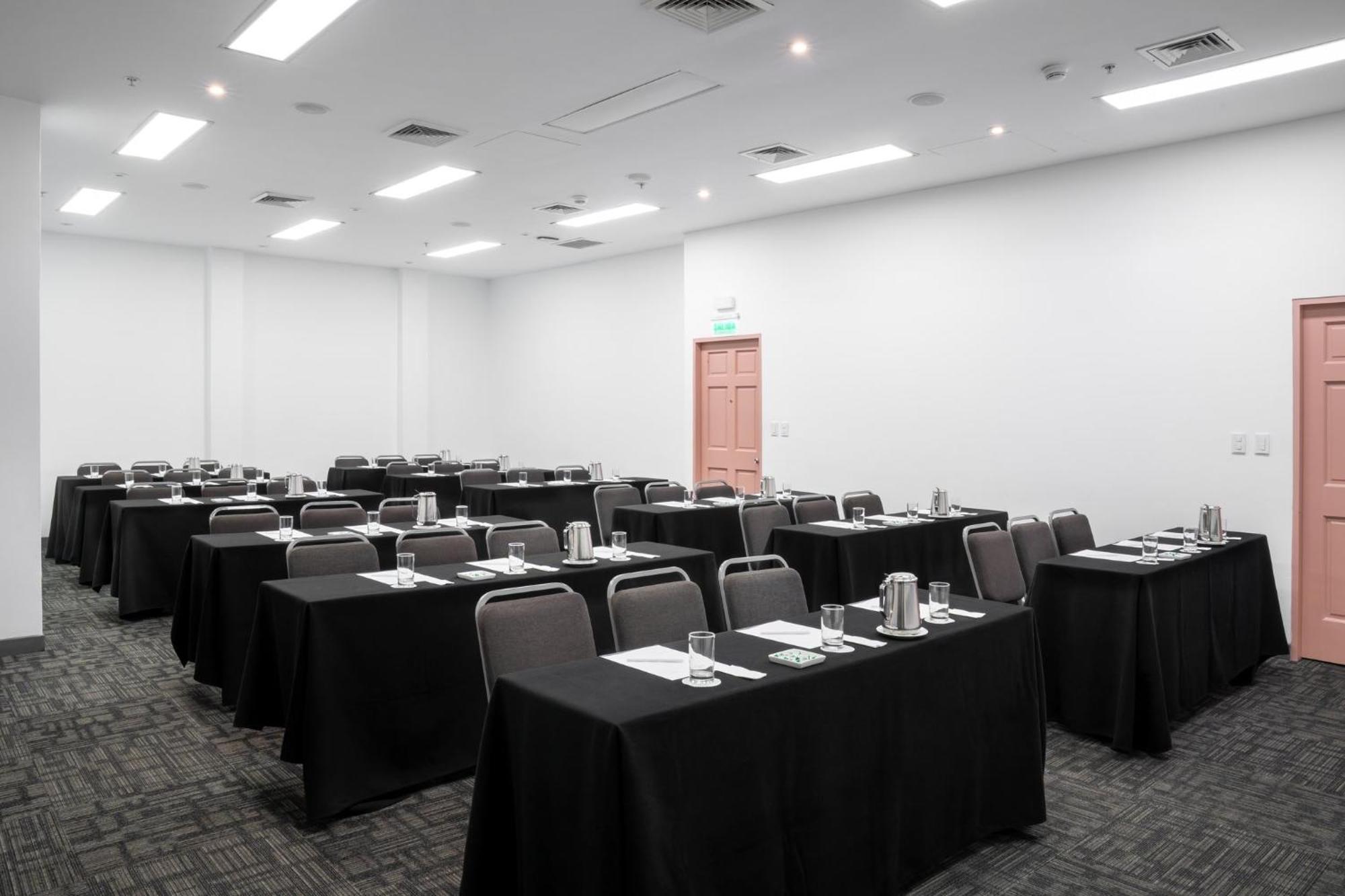 Crowne Plaza By Ihg