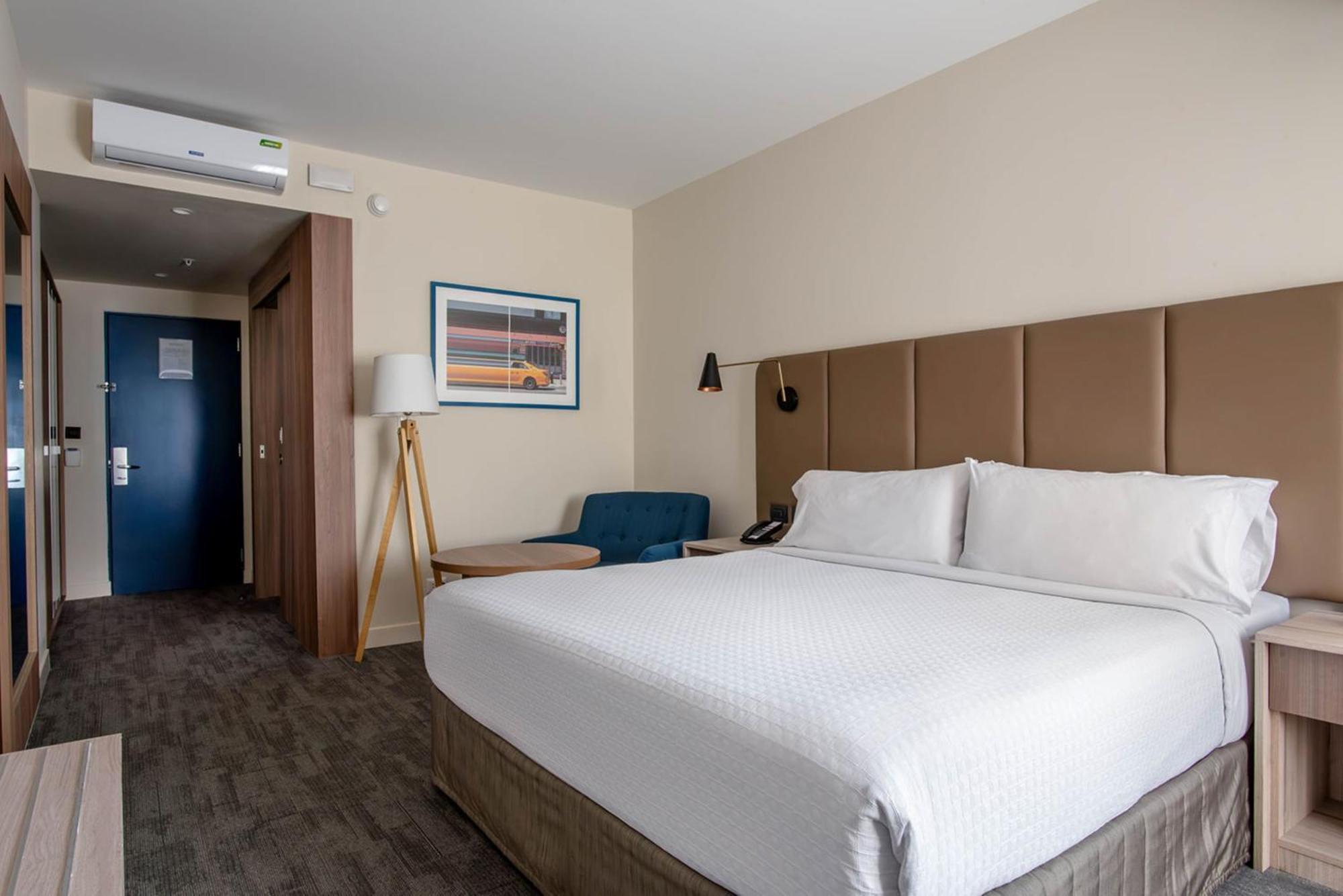 Crowne Plaza By Ihg