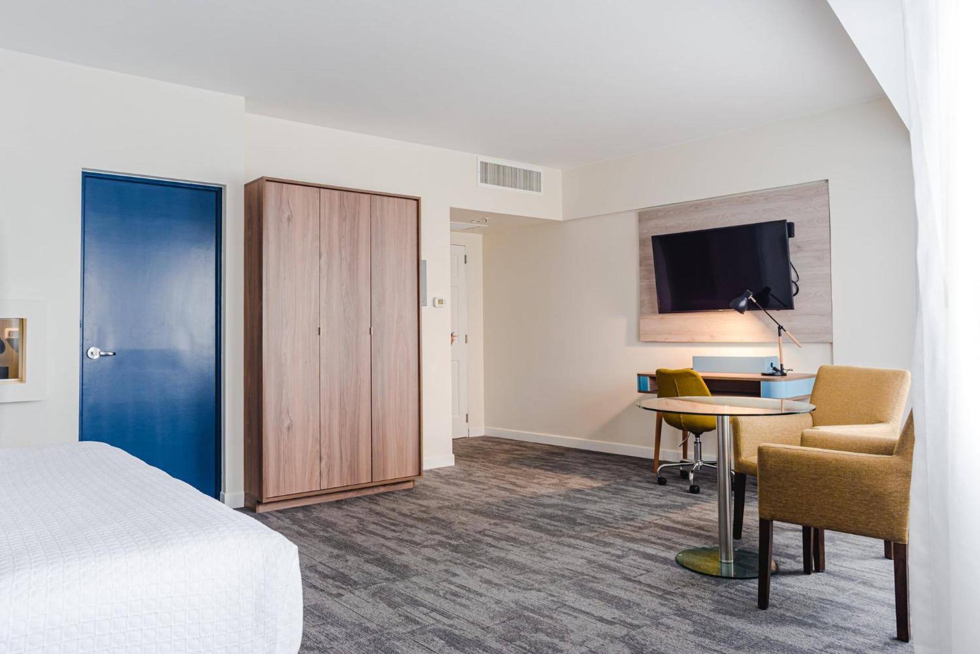 Crowne Plaza By Ihg 5*