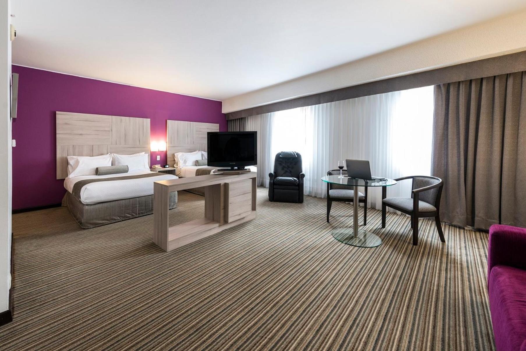 Crowne Plaza By Ihg