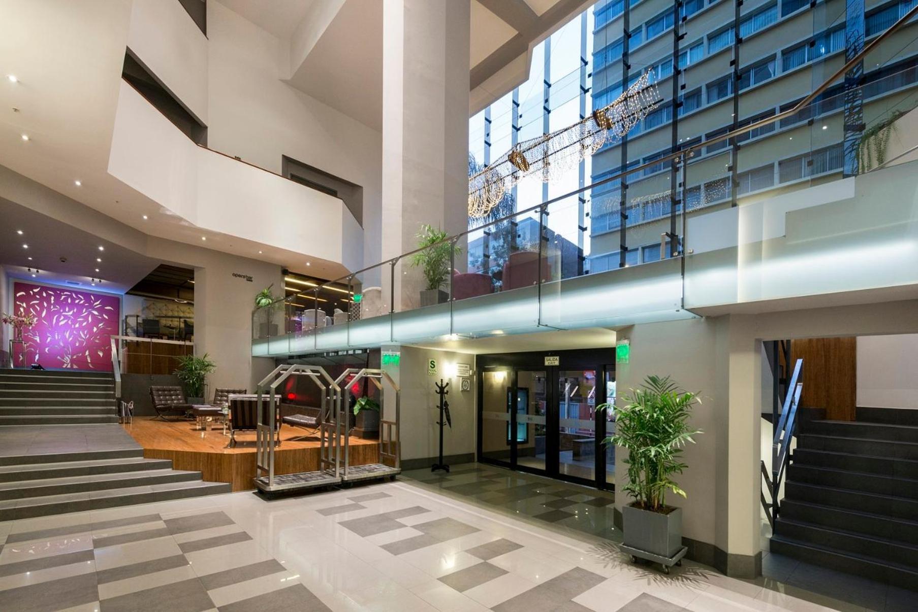Crowne Plaza By Ihg